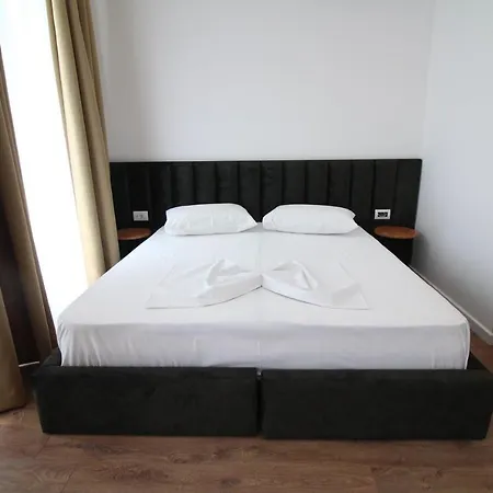 Juer Hotel apartamentowy Bajkaj